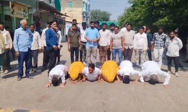 निर्दलीय प्रत्याशी नरेश मीणा ने भरा नामांकन, बोले- मेरा चुनाव भ्रष्टाचार के खिलाफ लड़ाई है