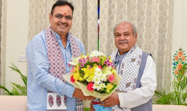 सीएम भजनलाल ने की एमपी विधानसभा अध्यक्ष नरेन्द्र सिंह तोमर मुलाकात