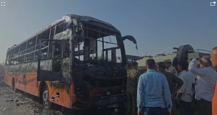 जैसलमेर-जोधपुर रोड पर बस में लगी भीषण आग, 20 यात्रियों की मौत की पुष्टि