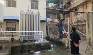 अस्पताल के ऑक्सीजन प्लांट पर जम रही बर्फ, सप्लाई बाधित होने का मंडरा रहा खतरा