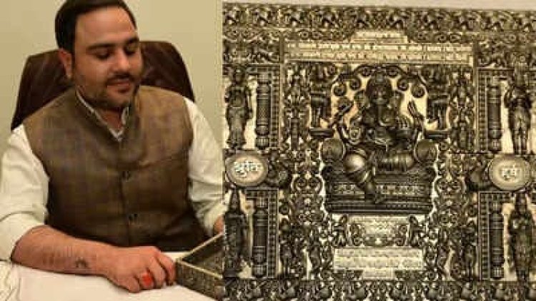 पिता ने बेटी को दिया अनोखा तोहफा, 3 किलो चांदी से बना 25 लाख का कार्ड वायरल, जानिए खासियत