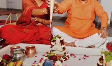 जयपुर के ताड़केश्वर महादेव मंदिर में 1100 किलो दूध से भव्य महाभिषेक