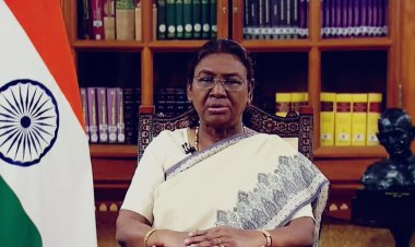 जैसलमेर में राष्ट्रपति द्रौपदी मुर्मू ने उड़ाया ‘प्रचंड’ हेलीकॉप्टर, पाकिस्तान बॉर्डर के पास दिखी ताकत