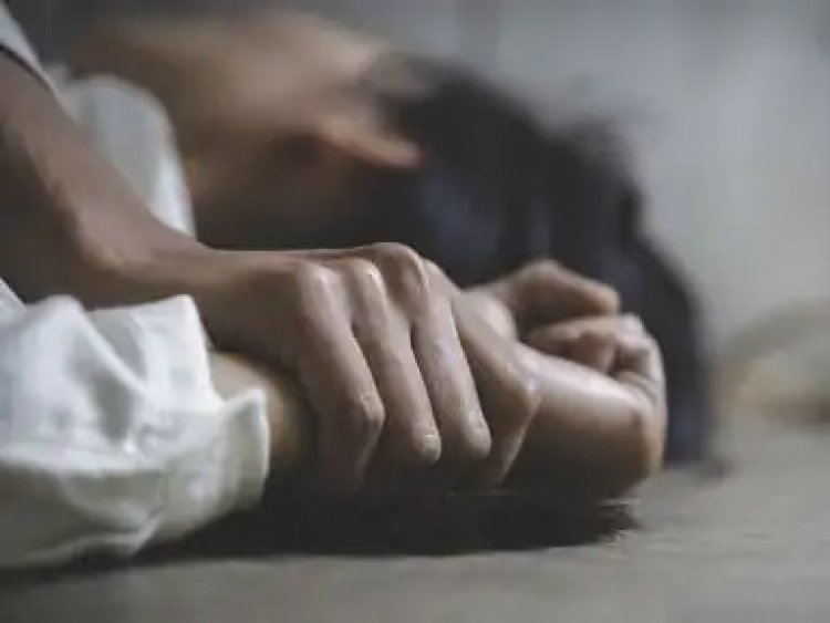 बीकानेर में नाबालिग छात्रा की हत्या से आक्रोश, ग्रामीणों का प्रदर्शन; गिरफ्तारी और मुआवजे की मांग