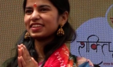 Maithili Thakur का Jaipur में बड़ा बयान: Mumbai में कला की कद्र नहीं मिली, YouTube से बचाई अपनी पहचान