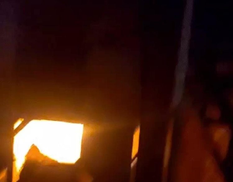 जयपुर में कपड़ा गोदाम में भीषण आग, लाखों का माल जलकर राख