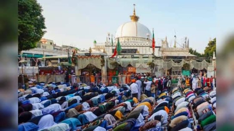 अजमेर दरगाह में ईद पर खुला जन्नती दरवाजा, जायरीनों की उमड़ी भारी भीड़