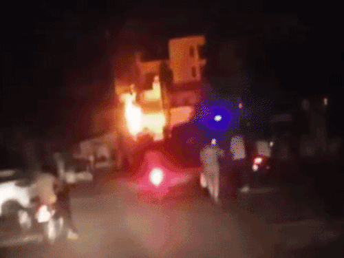 कोटा में ट्रांसफॉर्मर ब्लास्ट के बाद भड़की आग… कबाड़ गोदाम में फंसे 15 लोगों की सांसें थम गईं