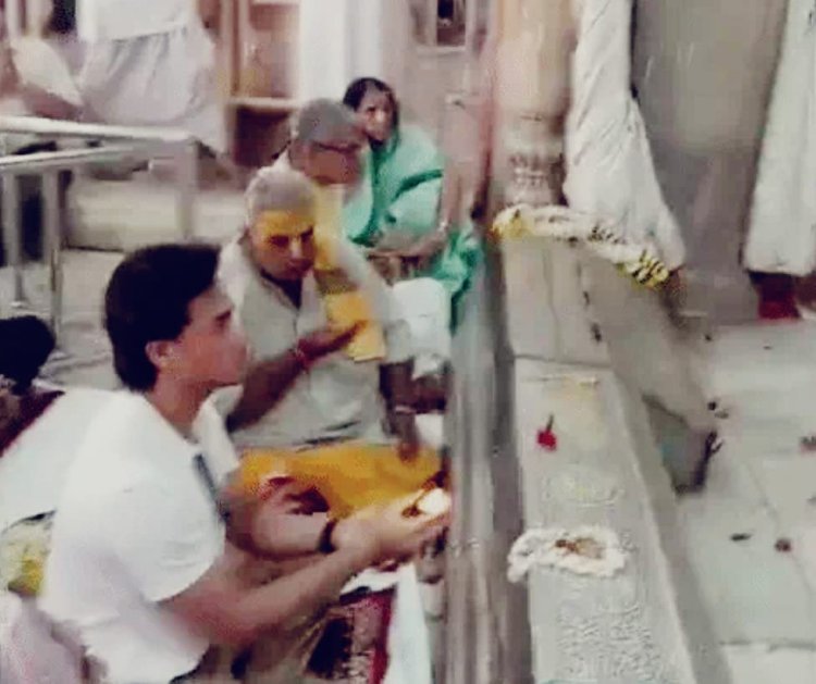 IPL मैच से पहले अभिषेक शर्मा ने गोविंद देव जी के किए दर्शन