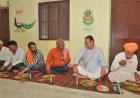 CM भजनलाल शर्मा की सादगी, मजदूर के घर खाया खाना
