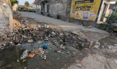 बगरू में विकास के दावों पर गंदगी का तमाचा! कचरे के ढेर और बदबू से परेशान लोग, शिकायतों के बाद भी नहीं जागा प्रशासन