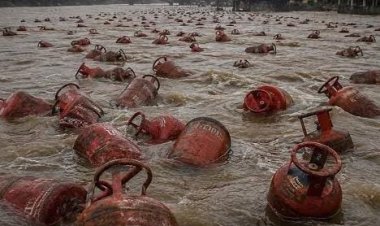 भारी बारिश से कई राज्यों में तबाही, महाराष्ट्र में नदी में बहे 3 हजार LPG सिलेंडर, राजस्थान-दिल्ली समेत कई इलाकों में जनजीवन प्रभावित