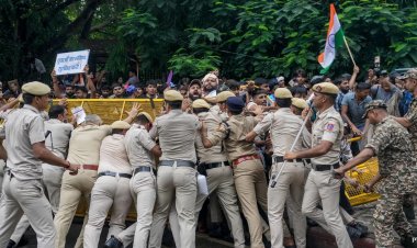Monsoon Session: CJP प्रदर्शन के बीच राहुल-प्रियंका से मिले अखिलेश यादव, डिंपल यादव हिरासत में, विपक्ष ने बनाई साझा रणनीति