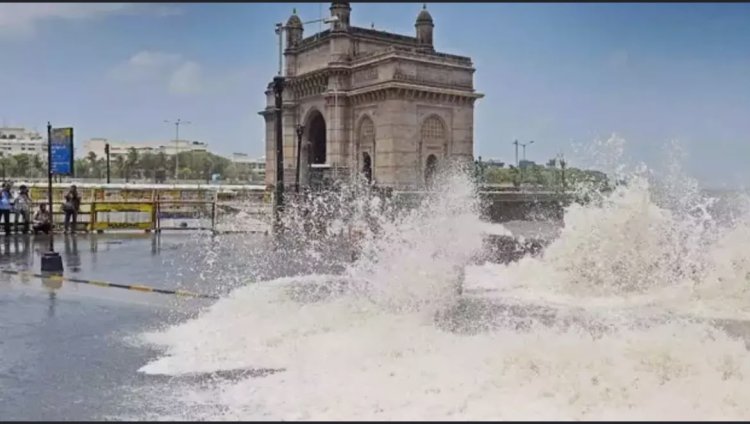 मुंबई में रेड अलर्ट: समुद्र में 15 फीट तक उठेंगी लहरें! साकीनाका में खुले मैनहोल में गिरने से एक व्यक्ति की मौत
