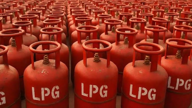भारत में पहली बार Instamart पर शुरू हुई LPG सिलेंडर की ऑन-डिमांड डिलीवरी, HPCL के साथ लॉन्च हुई नई सेवा
