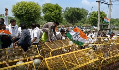 डीडवाना में किसानों का फूटा गुस्सा: बैरिकेड्स तोड़ कलेक्टर ऑफिस पहुंची भीड़, ₹82.55 लाख भुगतान की मांग