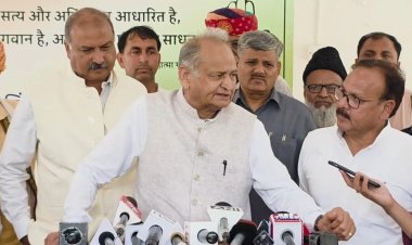 राजस्थान स्कूलों में वीडियोग्राफी पर पाबंदी को लेकर गहलोत का हमला, पूछा- क्या सभी मंत्रियों की सहमति से जारी हुआ आदेश?