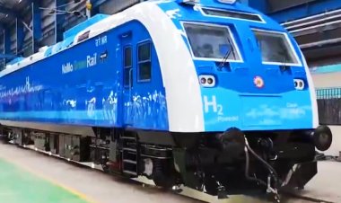 Hydrogen Train: पहाड़ी इलाकों में दौड़ेंगी हाइड्रोजन ट्रेनें, रेलवे की 35 ट्रेनों की योजना; जानें क्या है खासियत