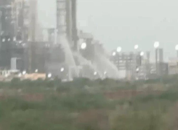बालोतरा की HPCL रिफाइनरी में फिर लगी आग, CDU यूनिट में ऑयल रिसाव के बाद भड़की लपटें 