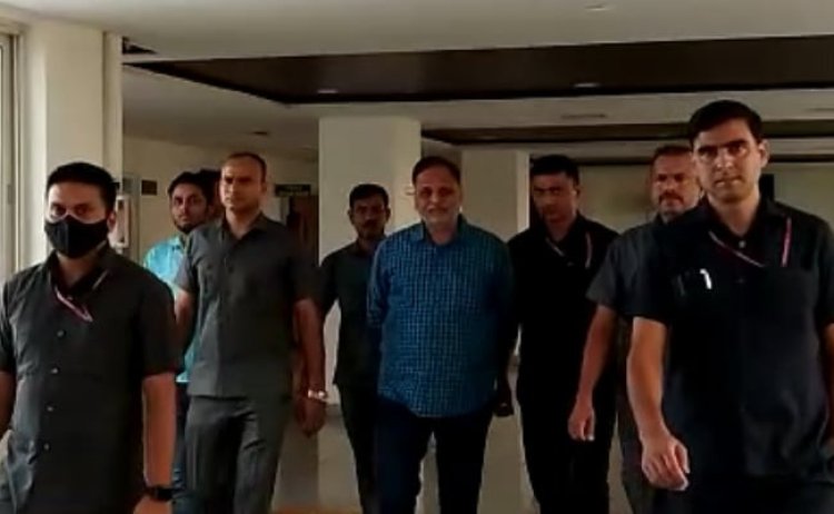 Satyendra Jain Arrest: दिल्ली जल बोर्ड STP टेंडर घोटाले में सत्येंद्र जैन समेत 6 गिरफ्तार, जानें क्या है पूरा मामला