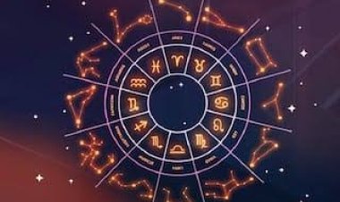शुक्रवार को किस राशि के लिए बन रहे हैं लाभ के योग? पढ़ें पूरा भविष्यफल