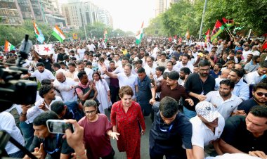 राहुल गांधी करेंगे ‘चाय पर चर्चा’, कप में चाय या सियासत में उबाल? CEC विवाद पर जुटेगा INDIA गठबंधन